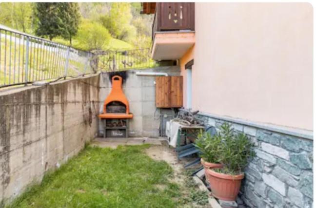 Brissogne La Maison Rose מראה חיצוני תמונה